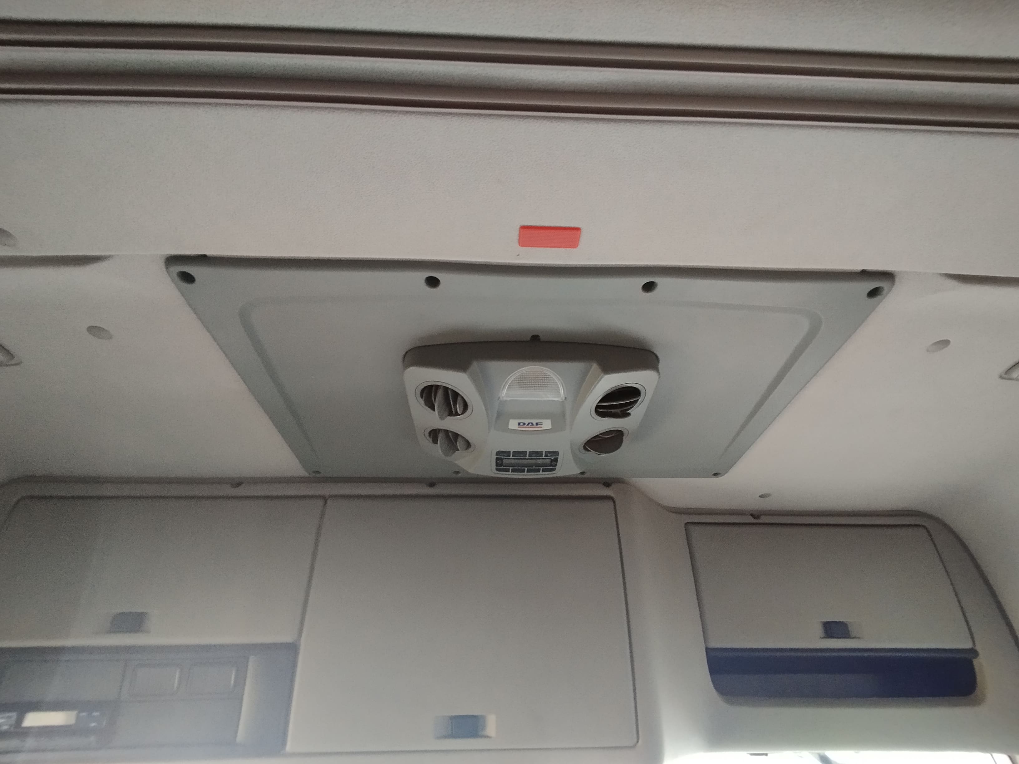 DAF-XF-XF FTS480 6x2 Space Cab (diesel)(E5)