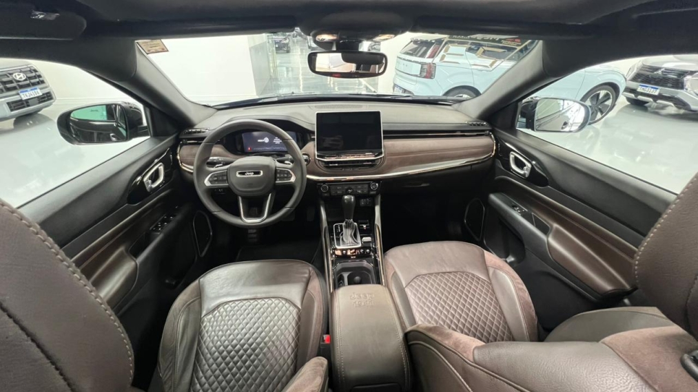 Jeep-COMMANDER-2.0 TD380 TURBO DIESEL OVERLAND AT9