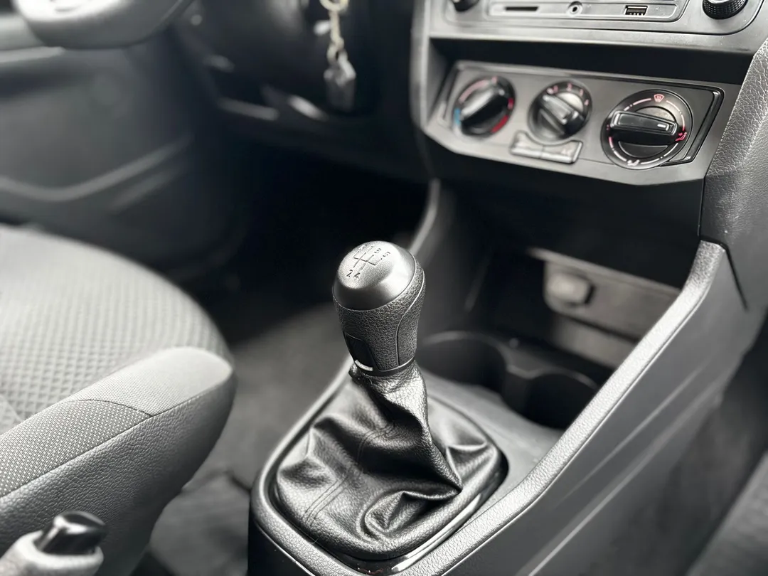 vw - volkswagen voyage voyage 1.6 msi flex 8v 4p