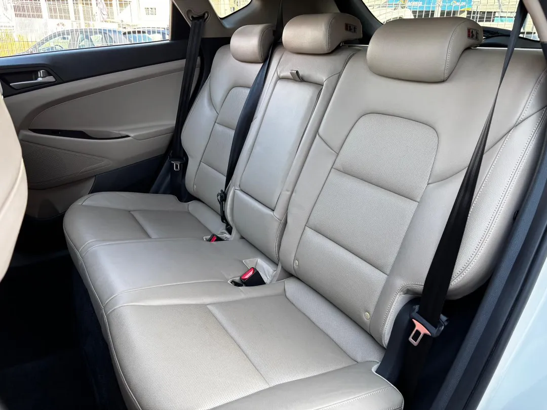 hyundai tucson tucson gls 1.6 turbo 16v aut.