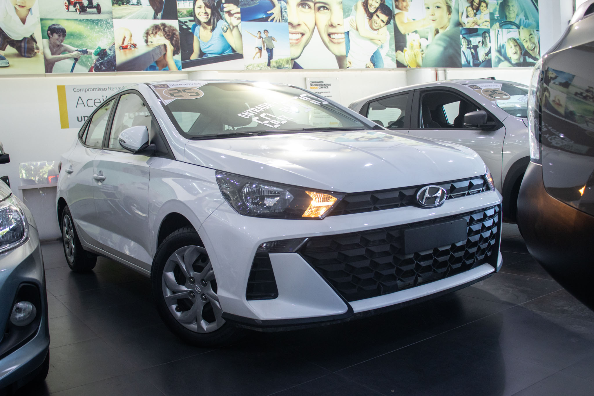 Hyundai-HB20S-HB20S Comfort Plus 1.0 Flex 12V Mec.