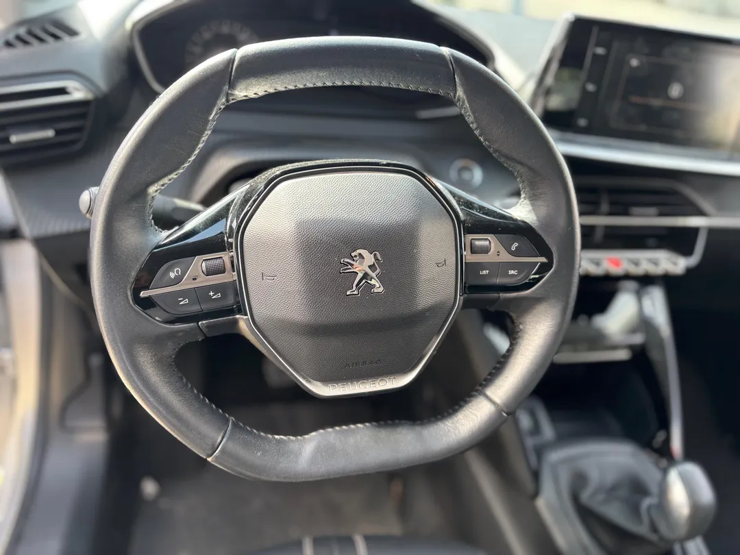 peugeot 208 208 allure 1.6 flex 16v 5p aut.