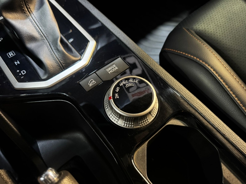 Mitsubishi-TRITON-2.4 BITURBO DIESEL CD KATANA 4X4 AUTOMÁTICO