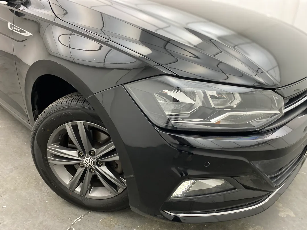 VW - Volkswagen-Polo-Polo Highline 200 TSI 1.0 Flex 12V Aut.