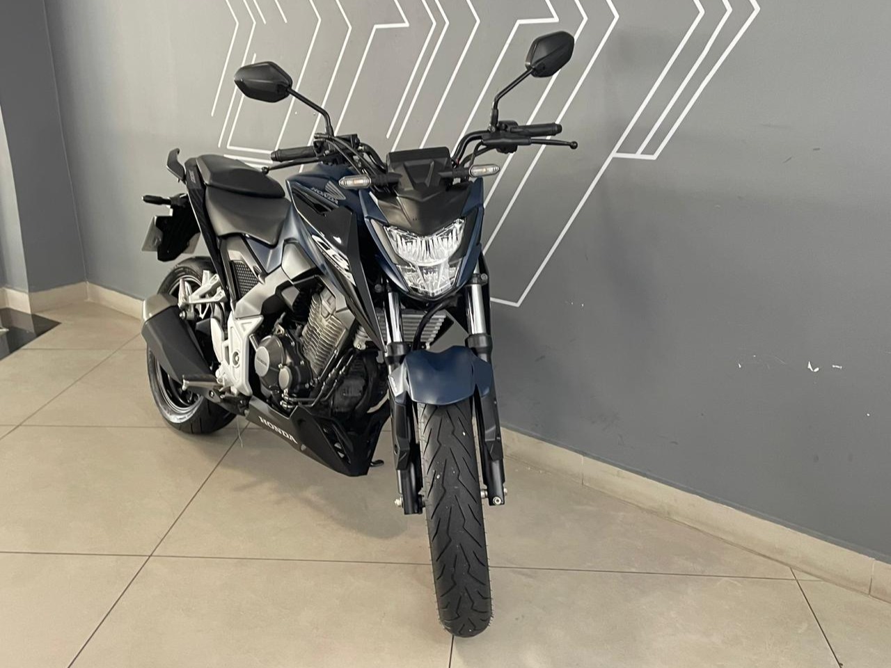 CB 300F Twister Flex
