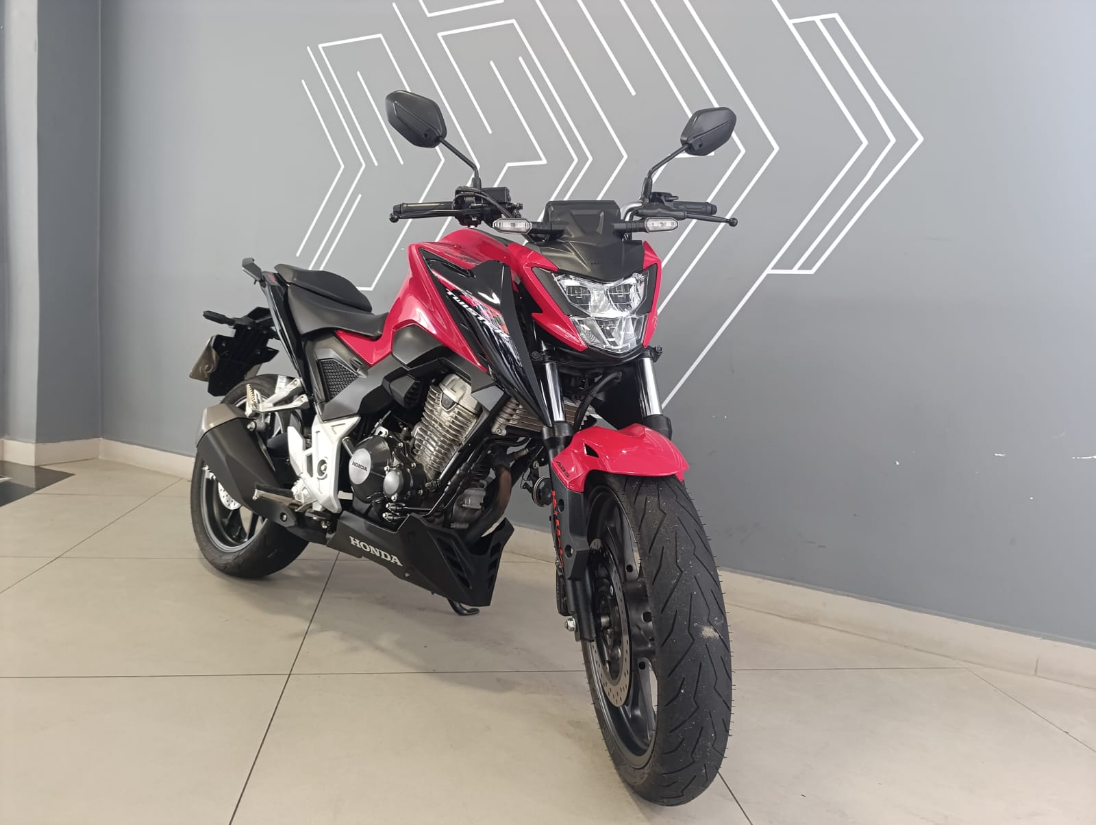 CB 300F Twister Flex