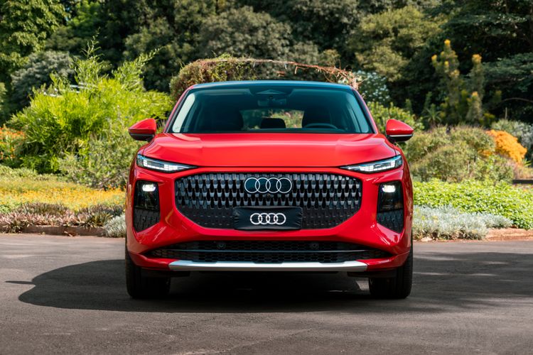 Audi lança terceira geração dos novos Q3 e Q3 Sportback