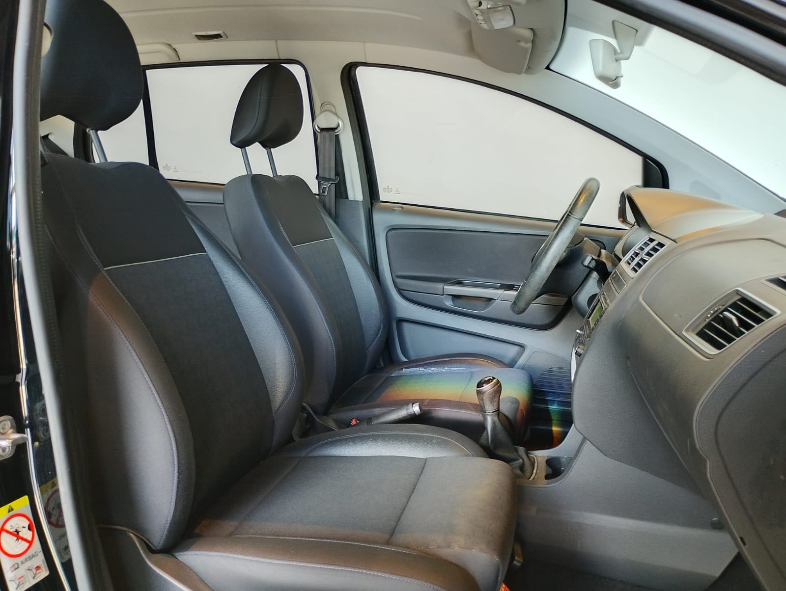 VW - Volkswagen-Fox-Fox Comfortline 1.0 Flex 8V 5p
