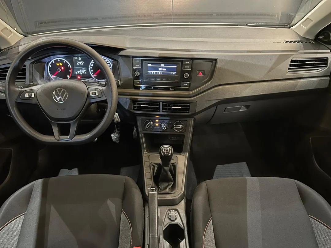VW - Volkswagen-Polo-Polo Track 1.0 Flex 12V 5p