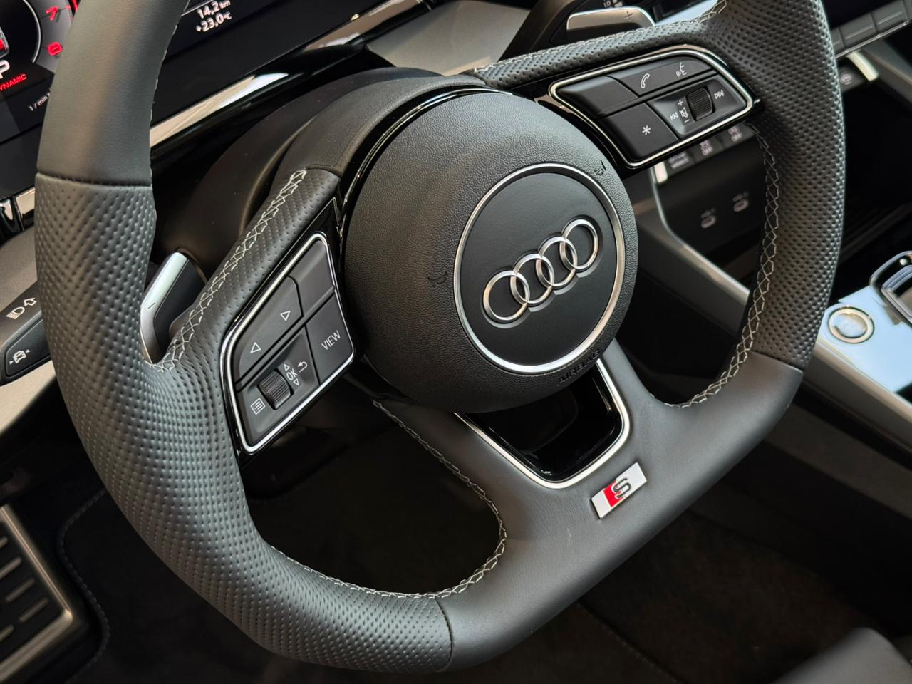 Audi-A3-A3 Sedan Performance 2.0 TFSI S-tronic