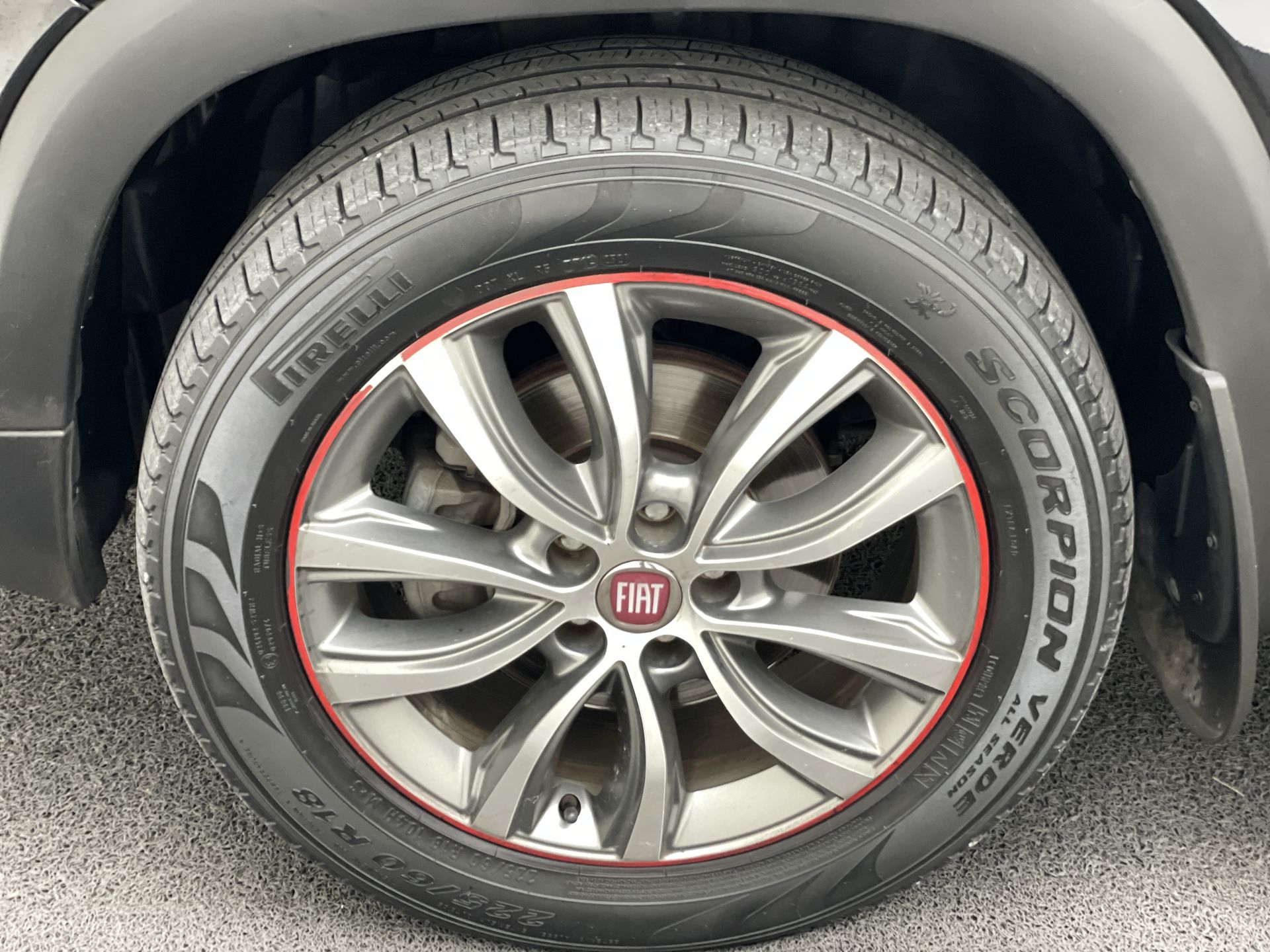 Fiat-TORO-Toro Volcano 2.0 16V 4x4 TB Diesel Aut.