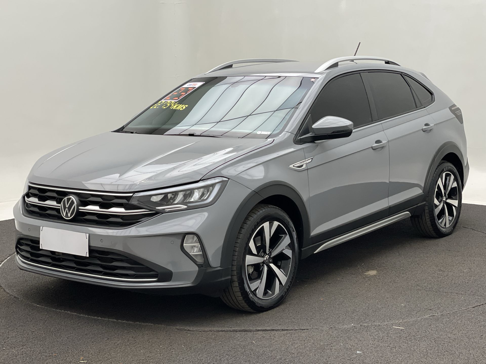 Nivus Highline 1.0 200 TSI Flex Aut.