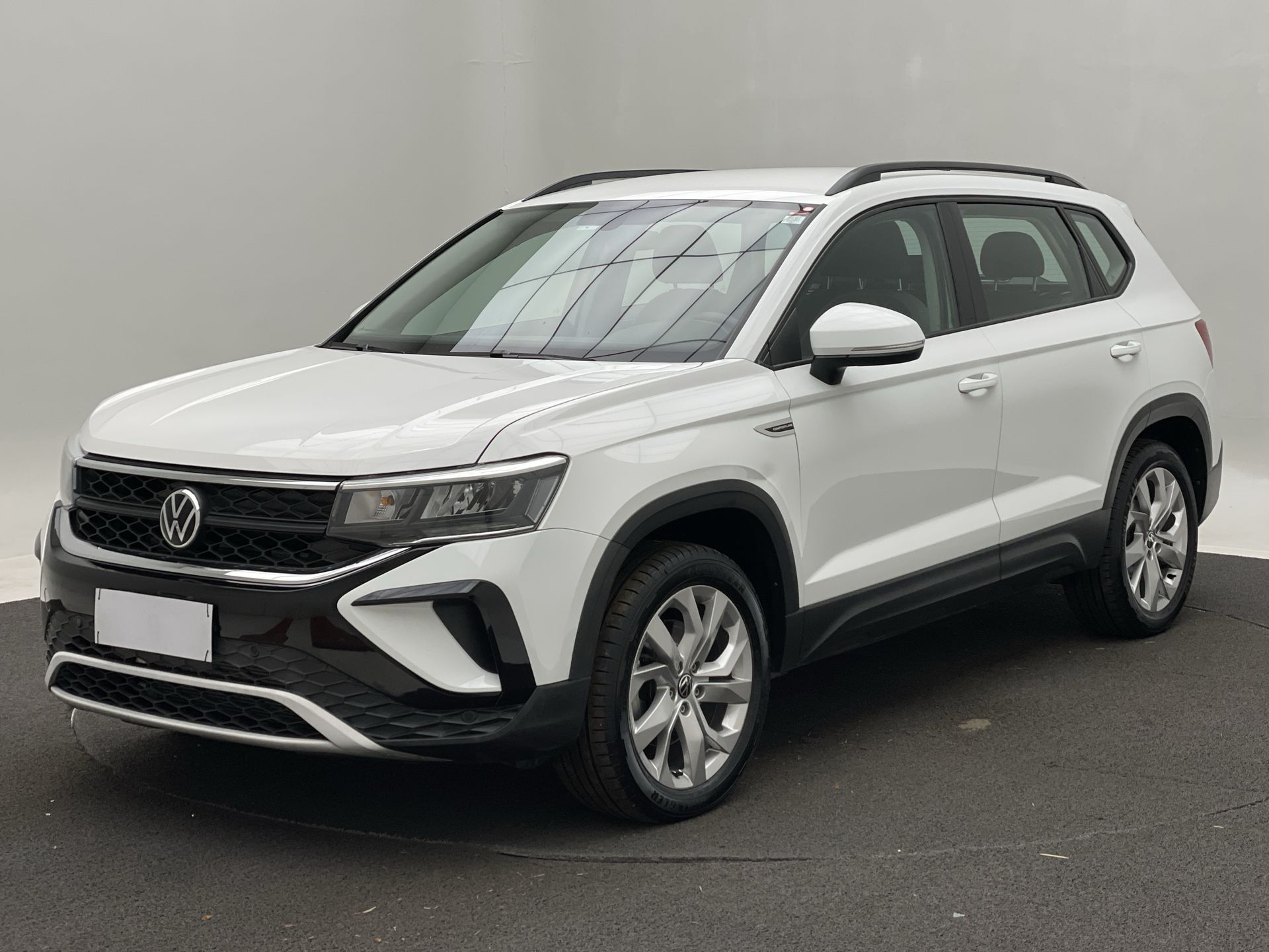 TAOS Comfortline 1.4 250 TSI Flex Aut.