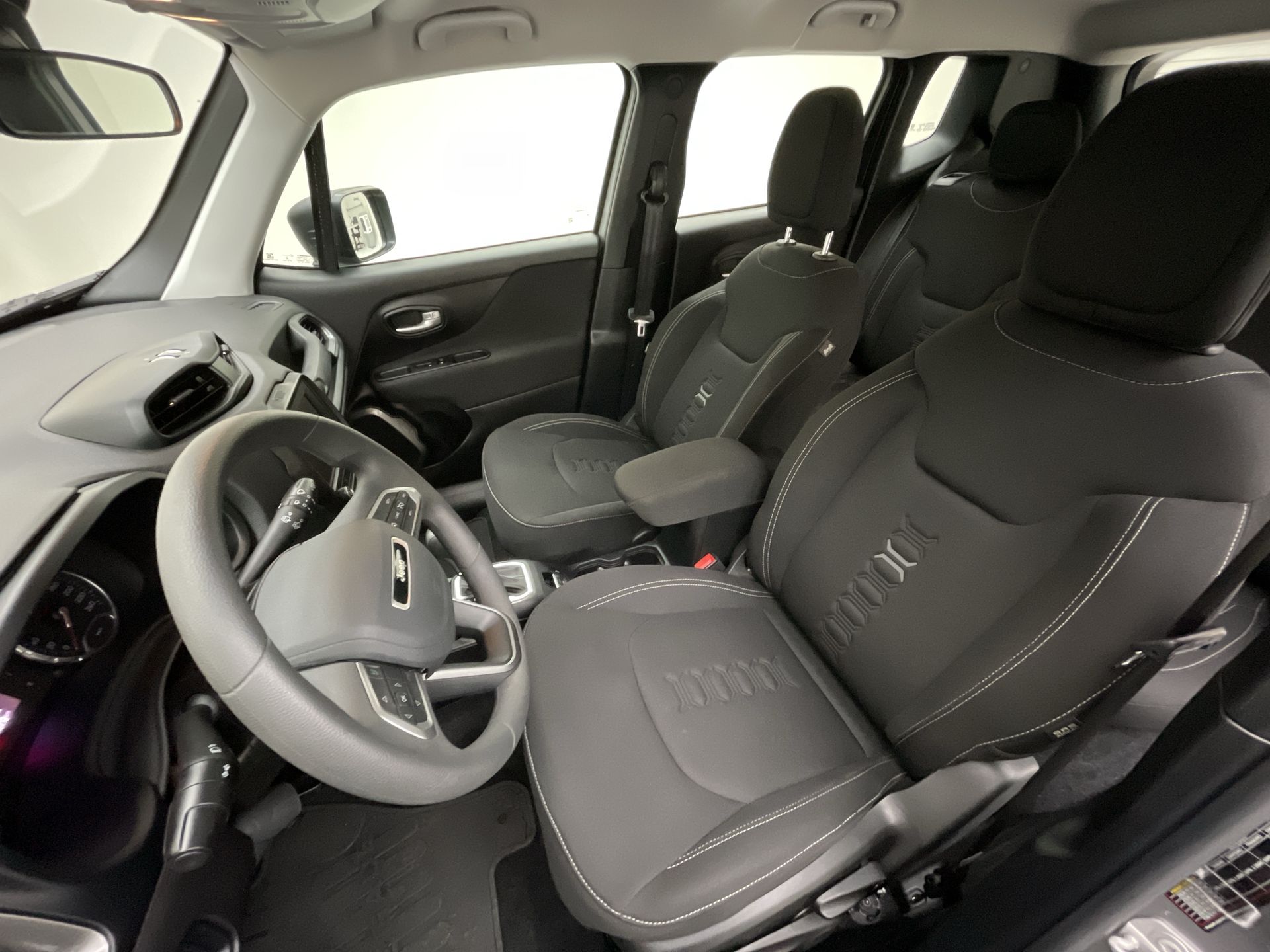 Renegade Sport T270 1.3 TB 4x2 Flex Aut.