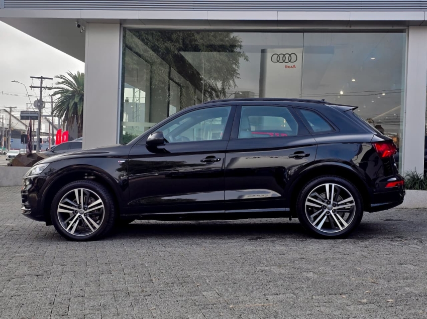 Audi-Q5-2.0 TFSI GASOLINA BLACK S TRONIC