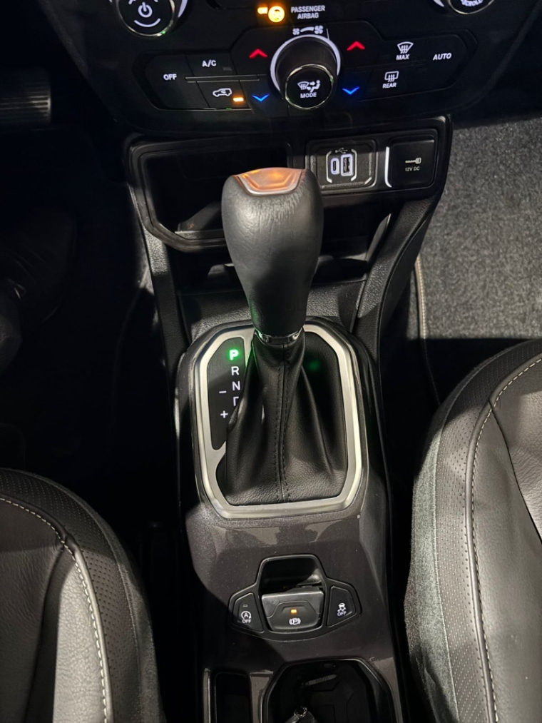 Jeep-RENEGADE-1.3 T270 TURBO FLEX SAHARA AT6