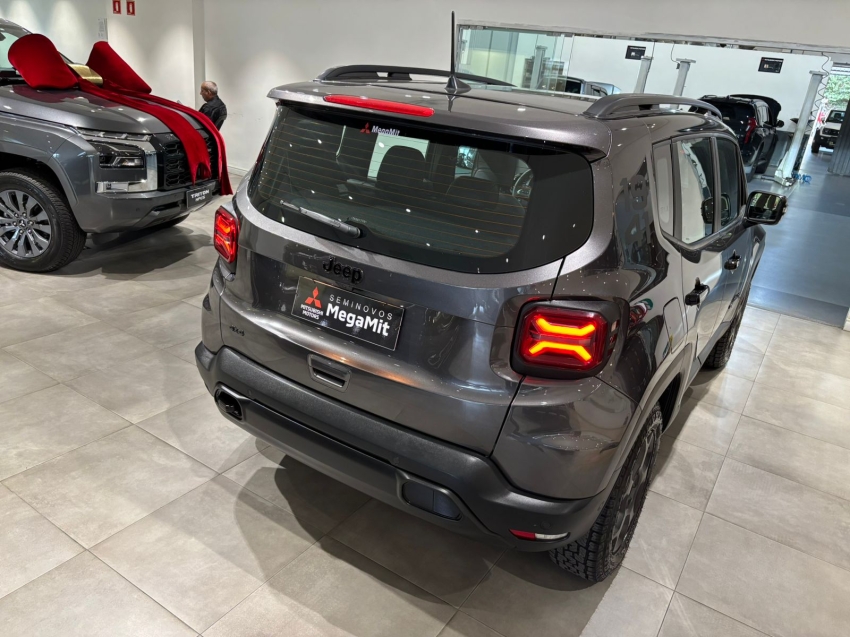 Jeep-RENEGADE-1.3 T270 TURBO FLEX WILLYS 4x4 AT9