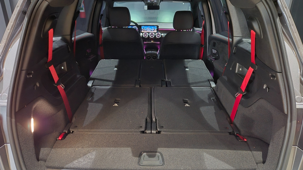 MERCEDES BENZ-GLB 35 AMG-2.0 MHEV 4MATIC SPEEDSHIFT