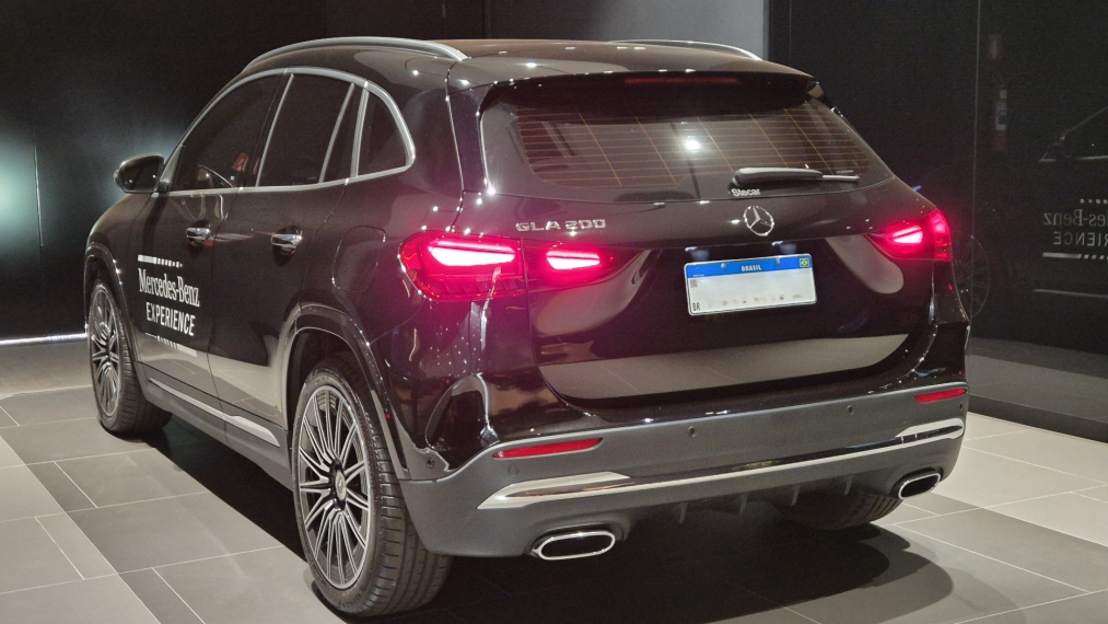 MERCEDES BENZ-GLA 200-1.3 MHEV AMG LINE 7G-DCT