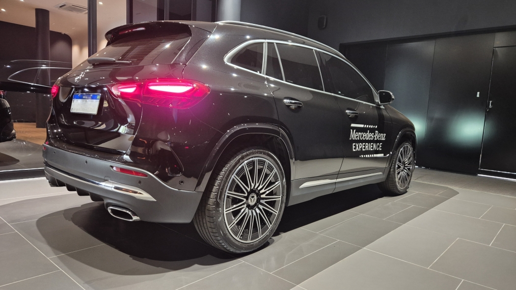 MERCEDES BENZ-GLA 200-1.3 MHEV AMG LINE 7G-DCT
