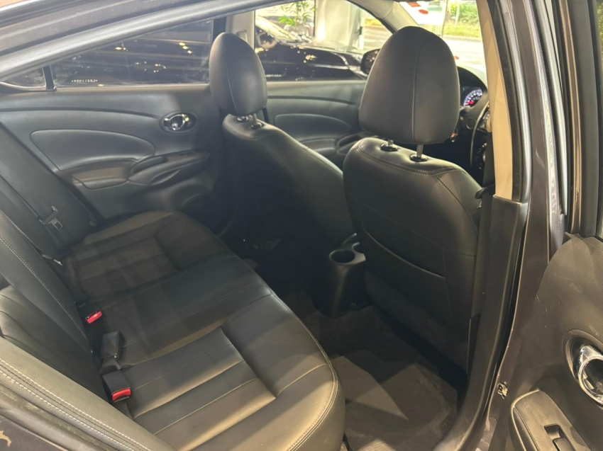 Nissan-VERSA-1.6 16V FLEXSTART SL 4P XTRONIC