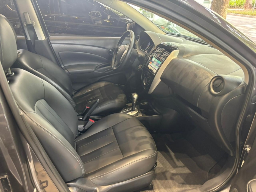 Nissan-VERSA-1.6 16V FLEXSTART SL 4P XTRONIC