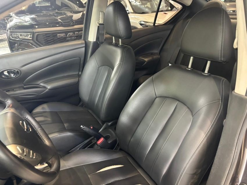Nissan-VERSA-1.6 16V FLEXSTART SL 4P XTRONIC