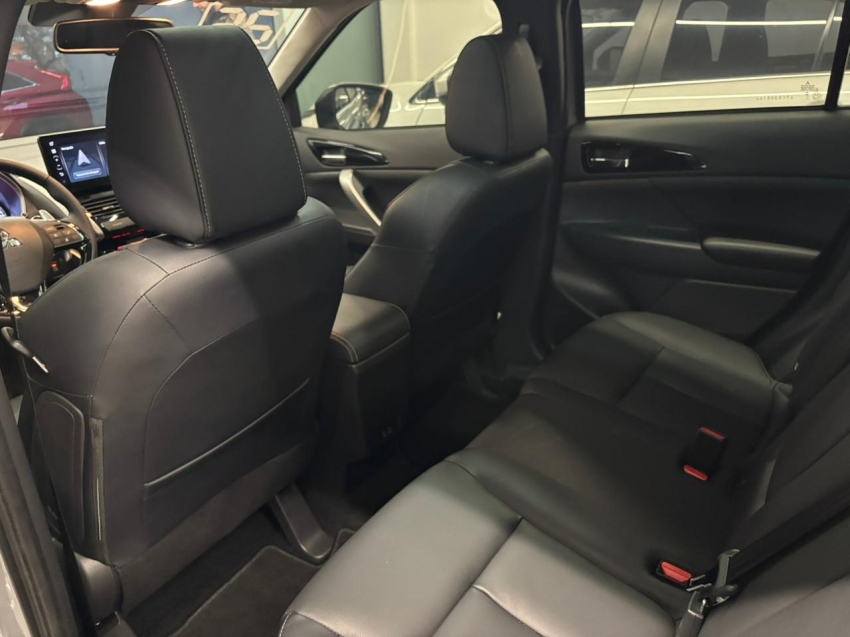 Mitsubishi-ECLIPSE CROSS-1.5 MIVEC TURBO GASOLINA HPE-S CVT