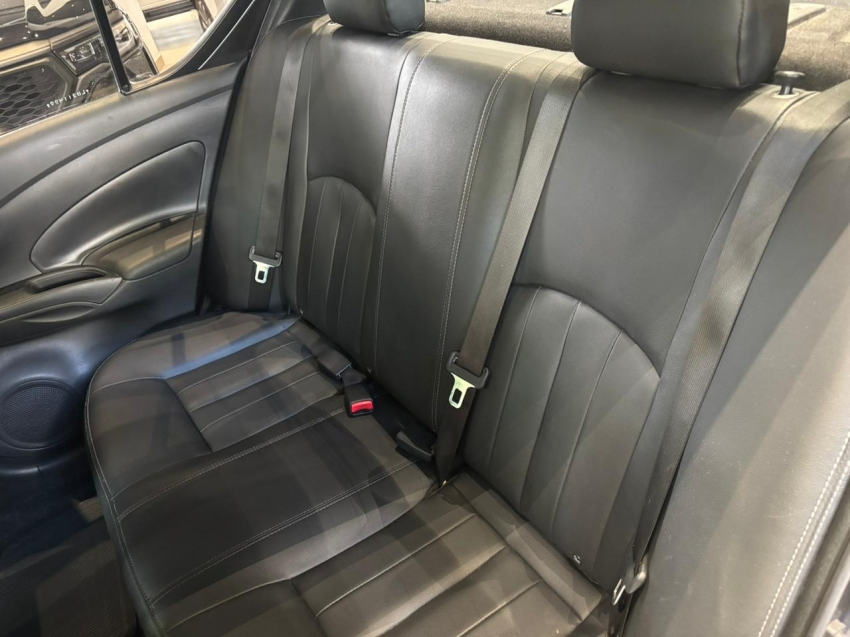 Nissan-VERSA-1.6 16V FLEXSTART SL 4P XTRONIC