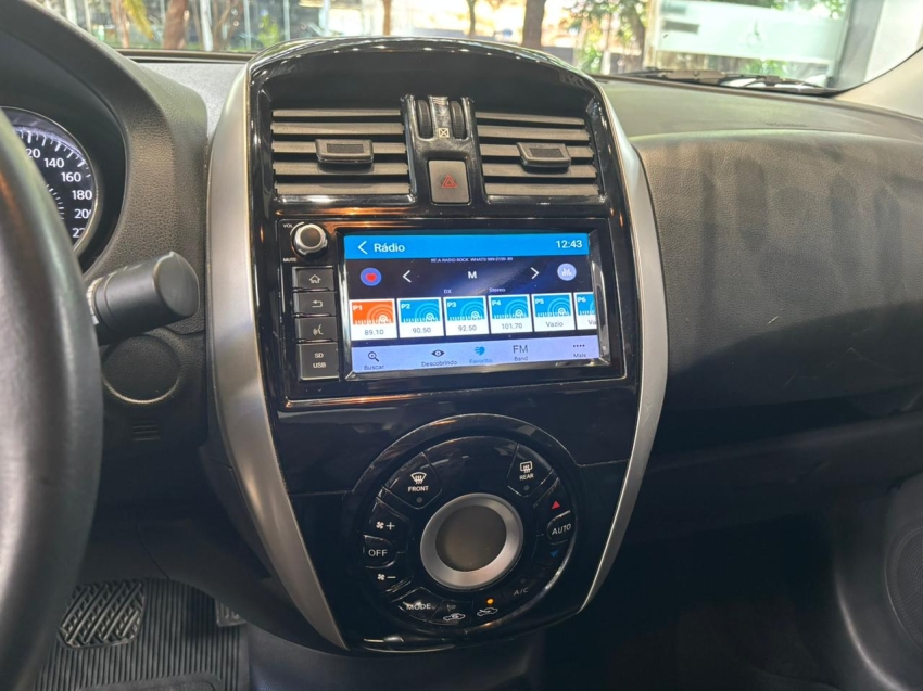 Nissan-VERSA-1.6 16V FLEXSTART SL 4P XTRONIC