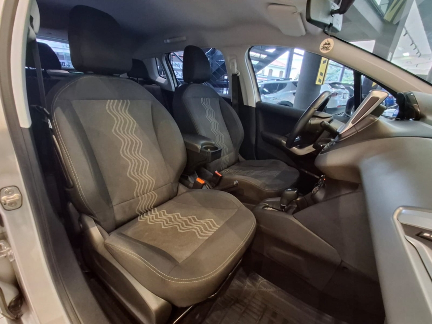 Peugeot-2008-1.6 16V FLEX ALLURE 4P AUTOMÁTICO