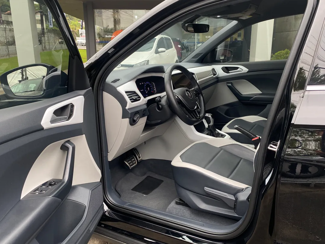 VW - Volkswagen-T-Cross-T-Cross Highline 1.4 TSI Flex 16V 5p Aut