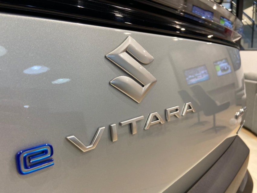 Suzuki-E VITARA-61 KW ELÉTRICO 4STYLE 4X4