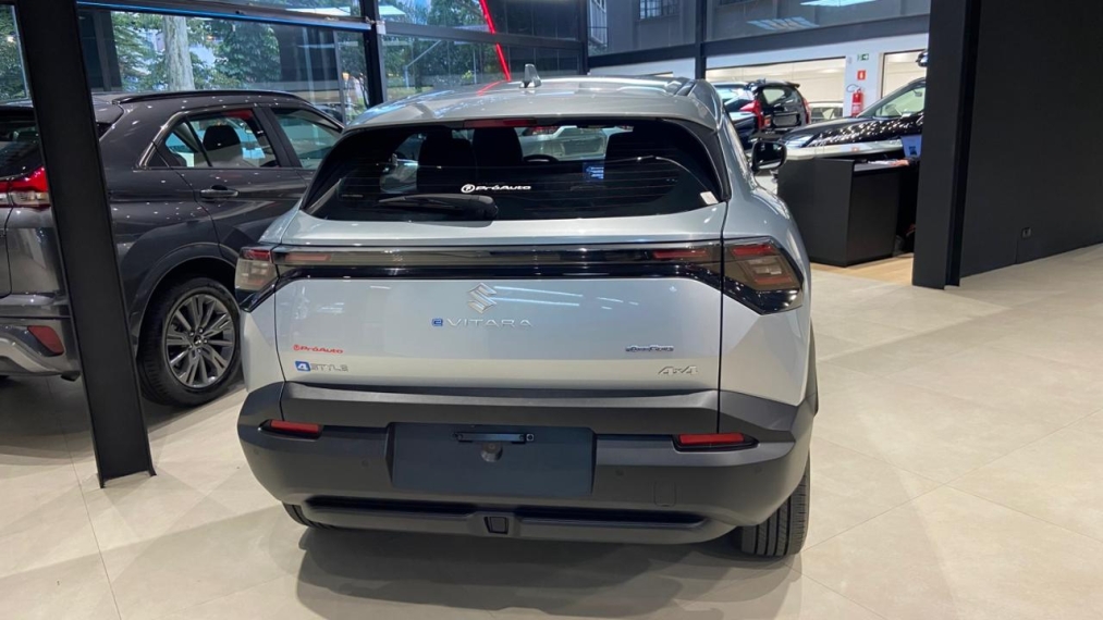 Suzuki-E VITARA-61 KW ELÉTRICO 4STYLE 4X4