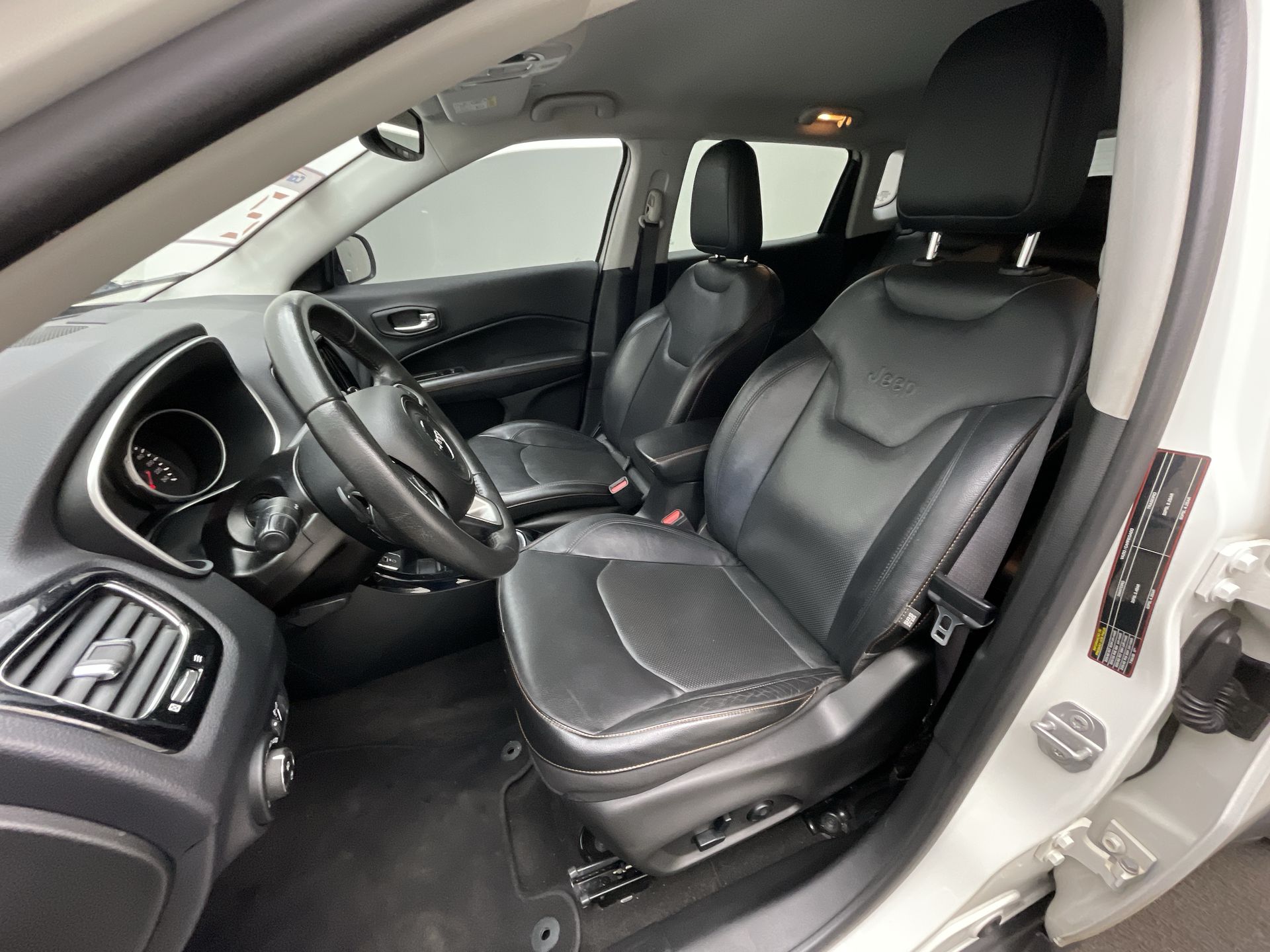 Jeep-COMPASS-COMPASS LIMITED 2.0 4x2 Flex 16V Aut.