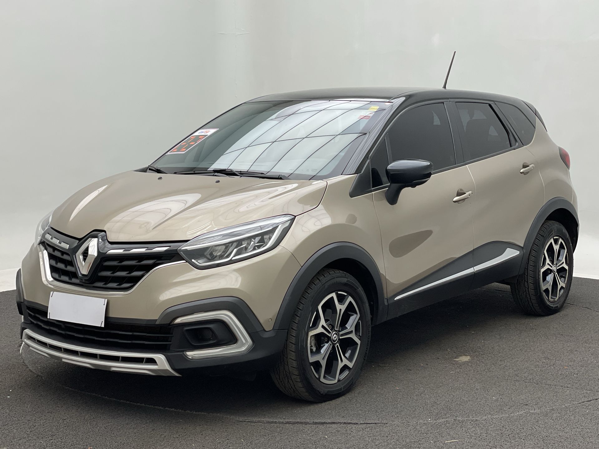 CAPTUR Iconic 1.3 TB 16V Flex 5p Aut.