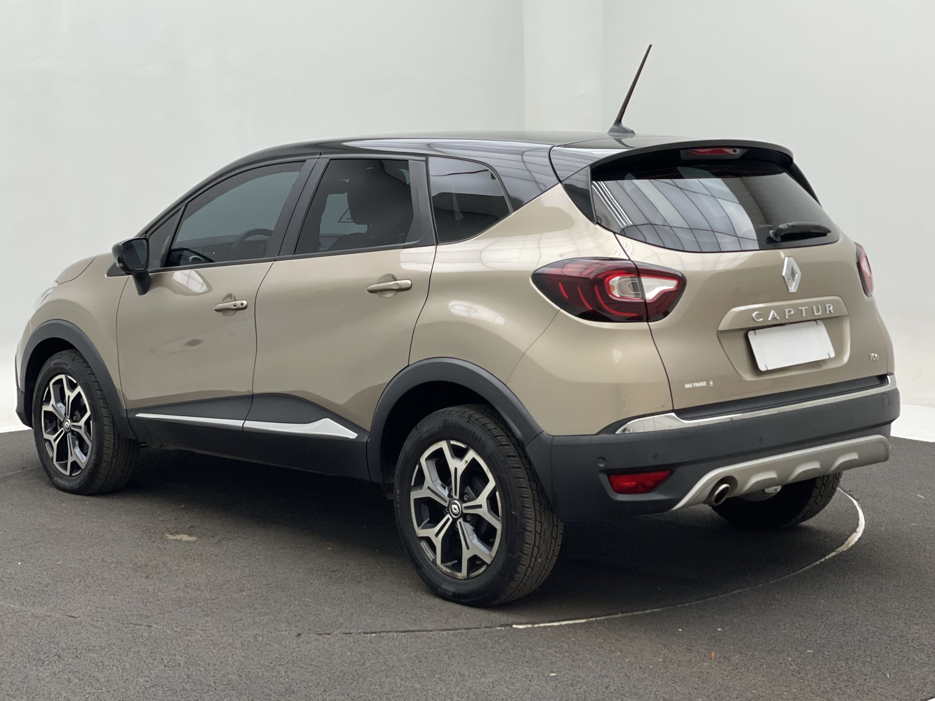 CAPTUR Iconic 1.3 TB 16V Flex 5p Aut.