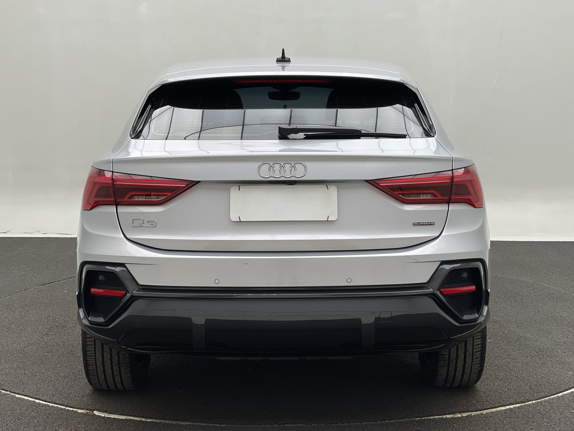 Q3 SPB Performance 2.0 TFSI Tipt. Quatt.