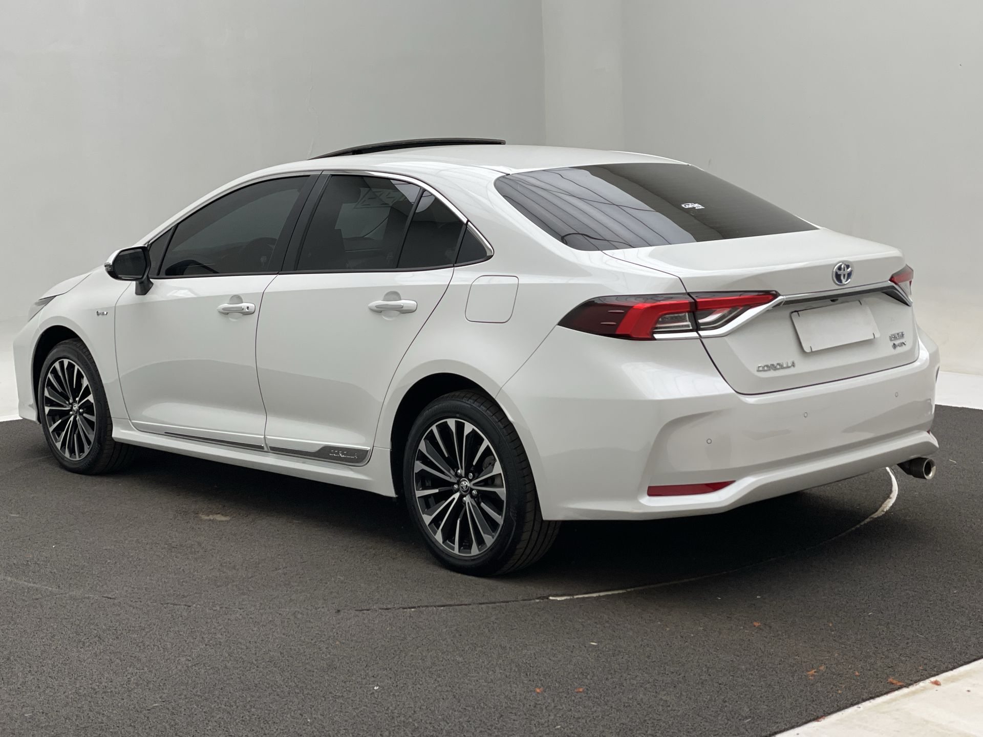 Corolla Altis Prem. 1.8 Aut. (Híbrido)