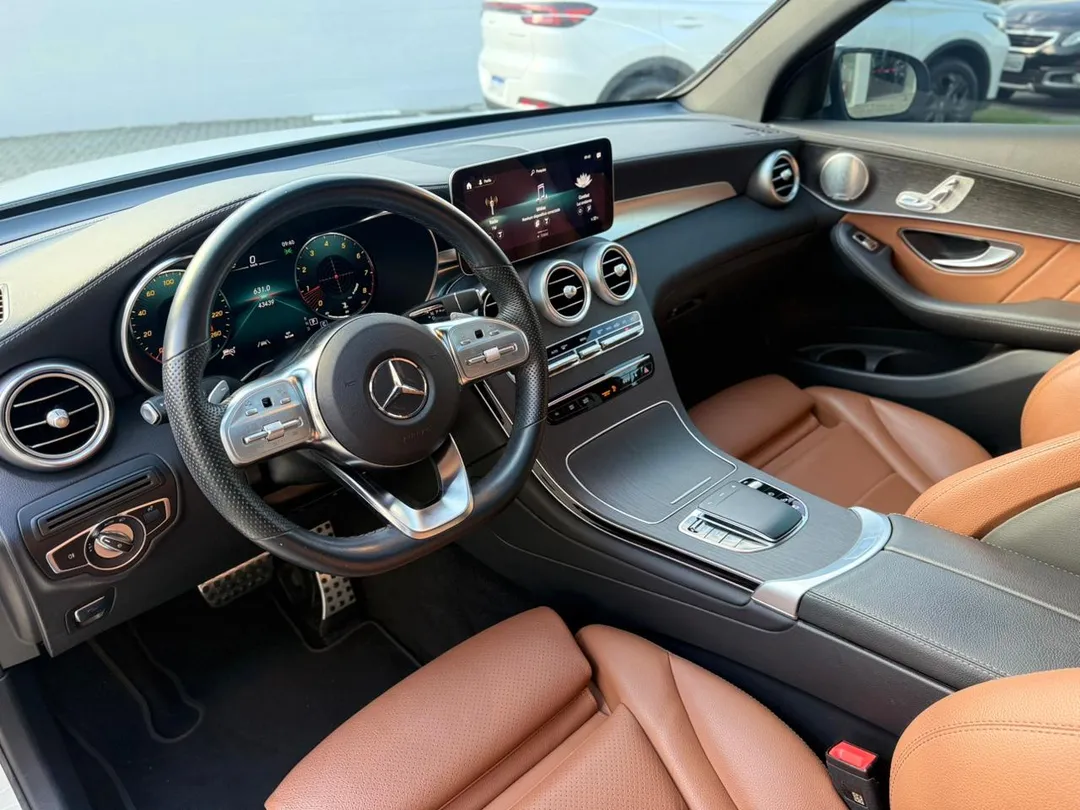 MERCEDES BENZ-GLC-300-GLC-300 AMG Line Coupe 4M 2.0 TB Aut.