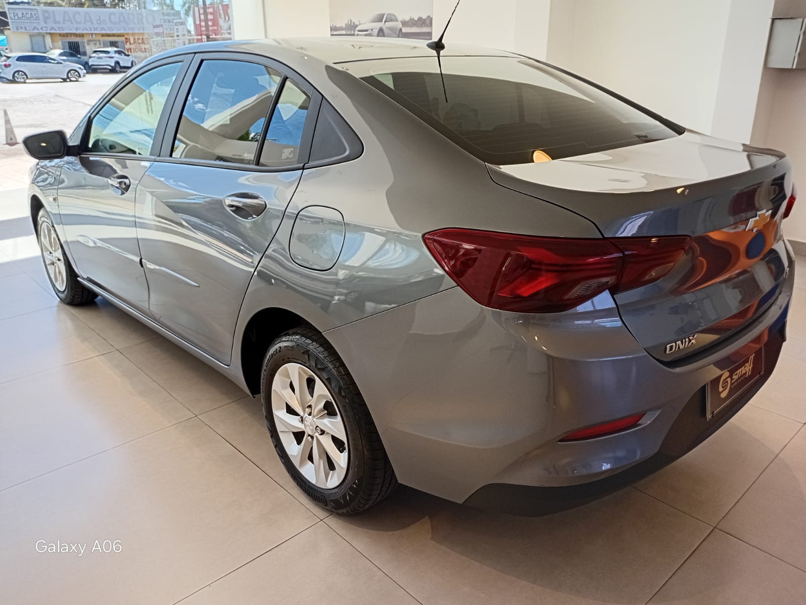 GM - Chevrolet-ONIX-ONIX SEDAN Plus LT 1.0 12V Flex 4p Mec.