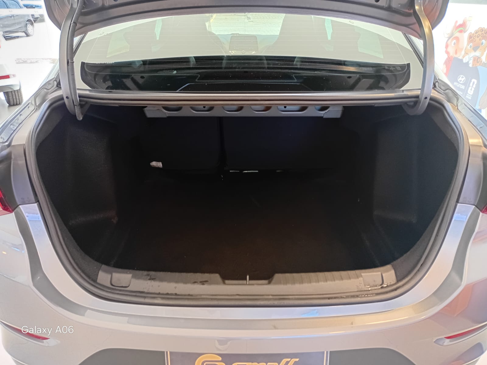 GM - Chevrolet-ONIX-ONIX SEDAN Plus LT 1.0 12V Flex 4p Mec.