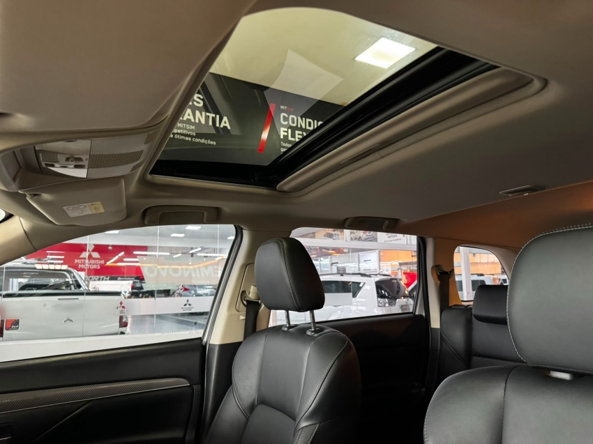 Mitsubishi-OUTLANDER-2.0 MIVEC GASOLINA HPE AUTOMÁTICO