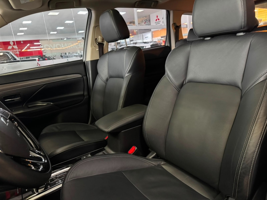 Mitsubishi-OUTLANDER-2.0 MIVEC GASOLINA HPE AUTOMÁTICO