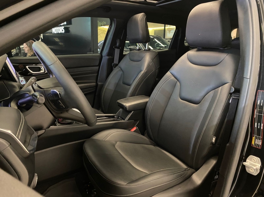 Jeep-COMPASS-1.3 T270 TURBO FLEX S AT6