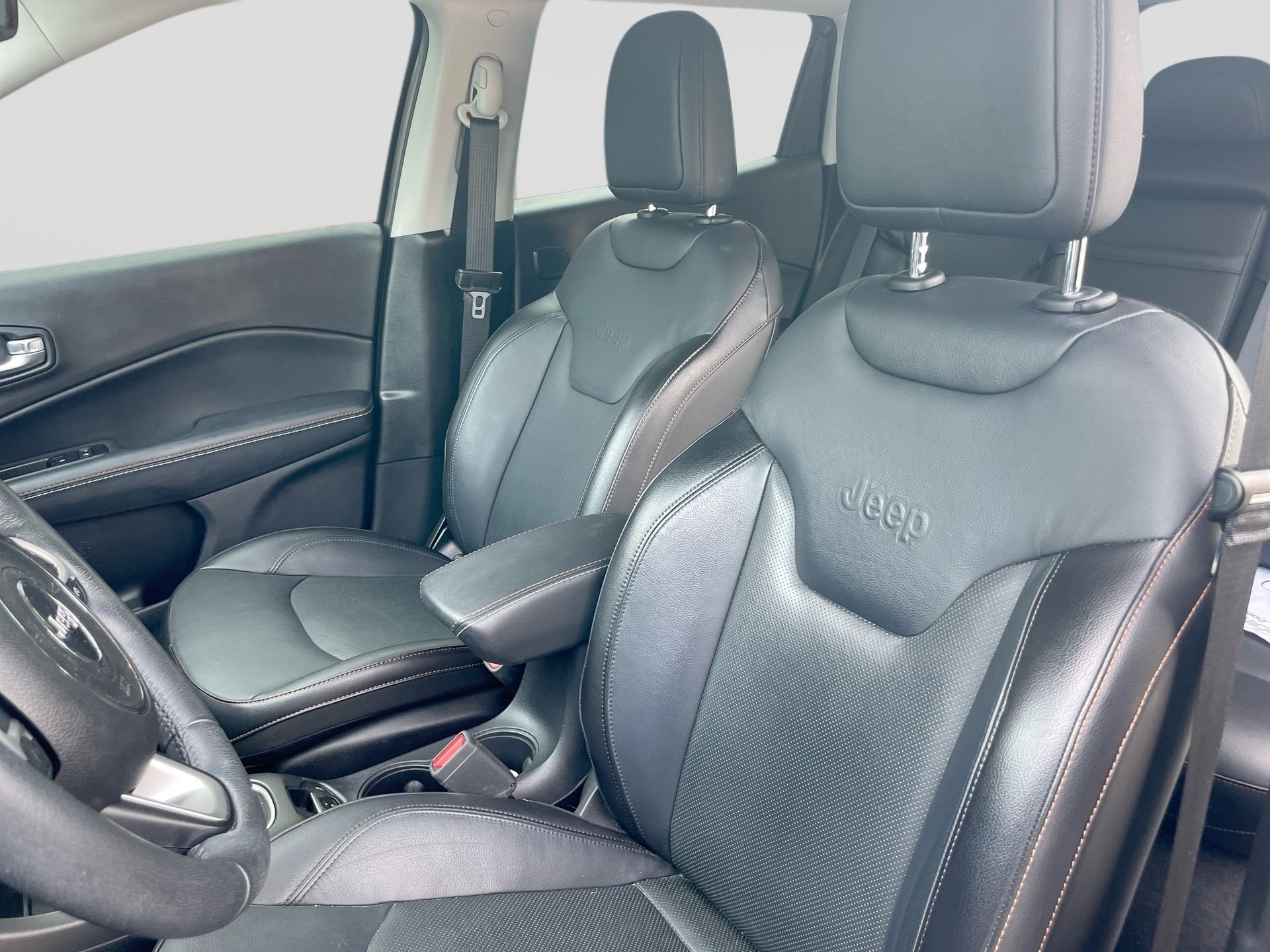 Jeep-COMPASS-COMPASS LONGITUDE 2.0 4x2 Flex 16V Aut.