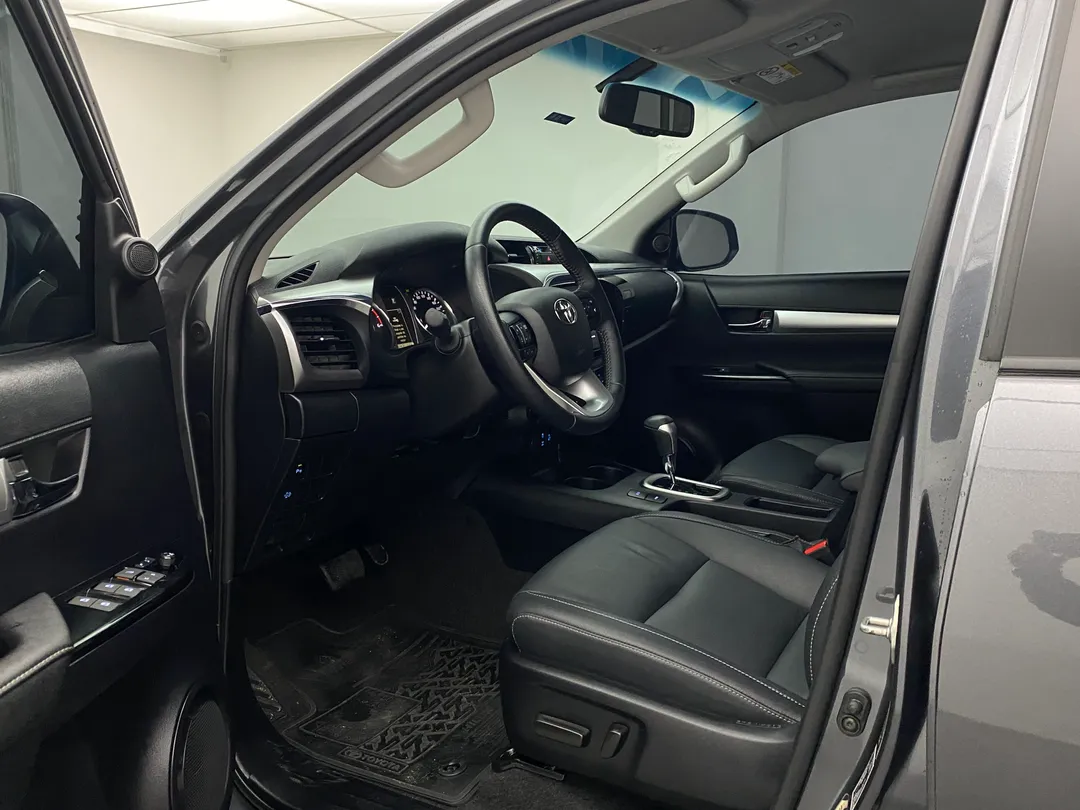 toyota hilux hilux cd srv 4x4 2.8 tdi diesel aut.