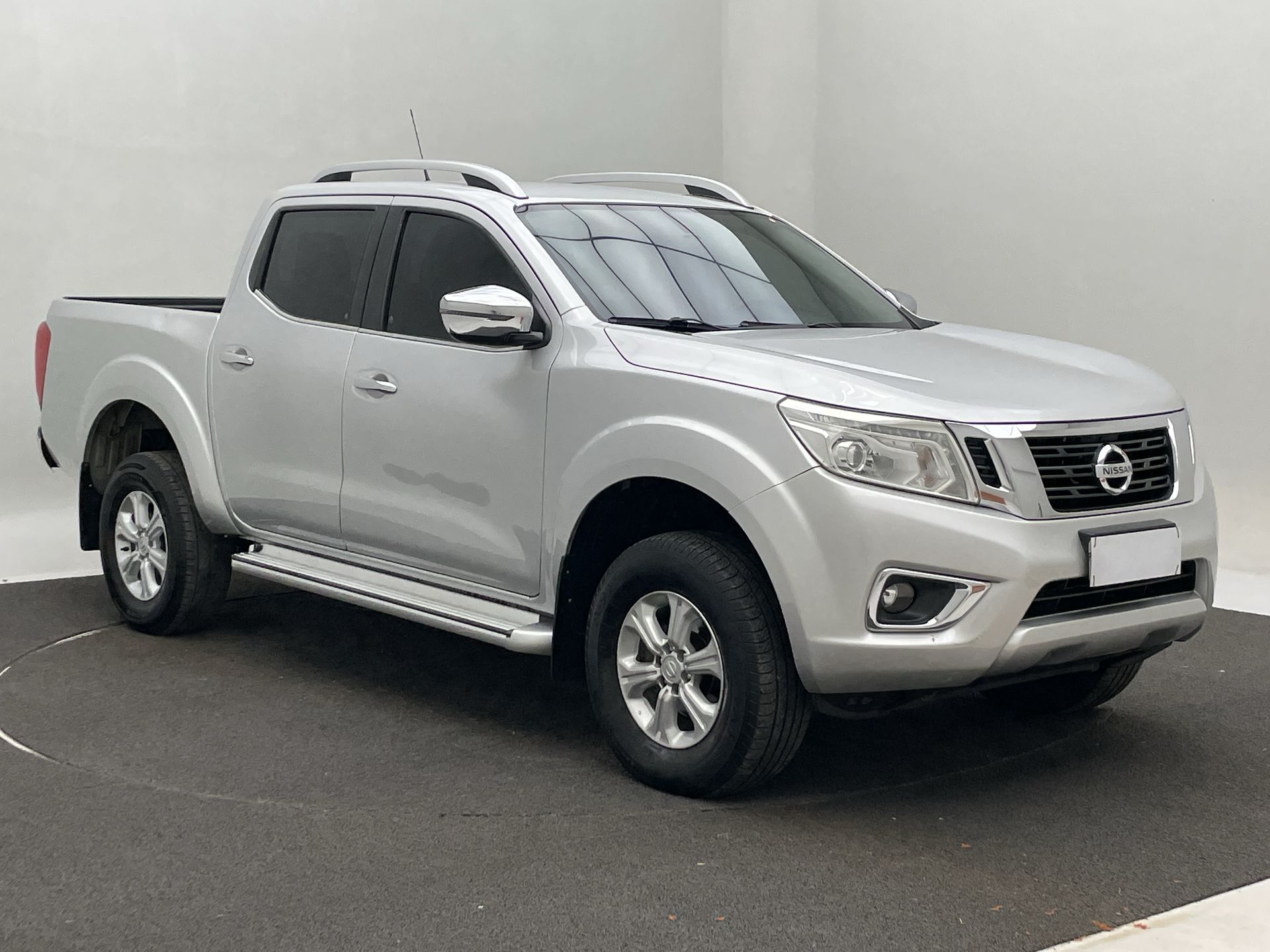 Nissan-FRONTIER-Frontier LE CD 4x4 2.3 Bi-TB Diesel Aut.