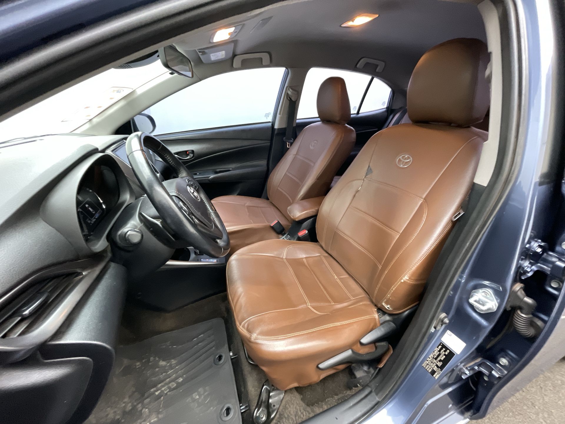 Toyota-YARIS-YARIS XS Sedan 1.5 Flex 16V 4p Aut.
