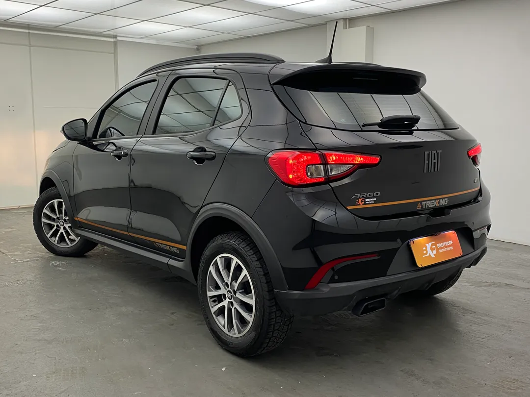 fiat argo argo trekking 1.3 8v flex aut.